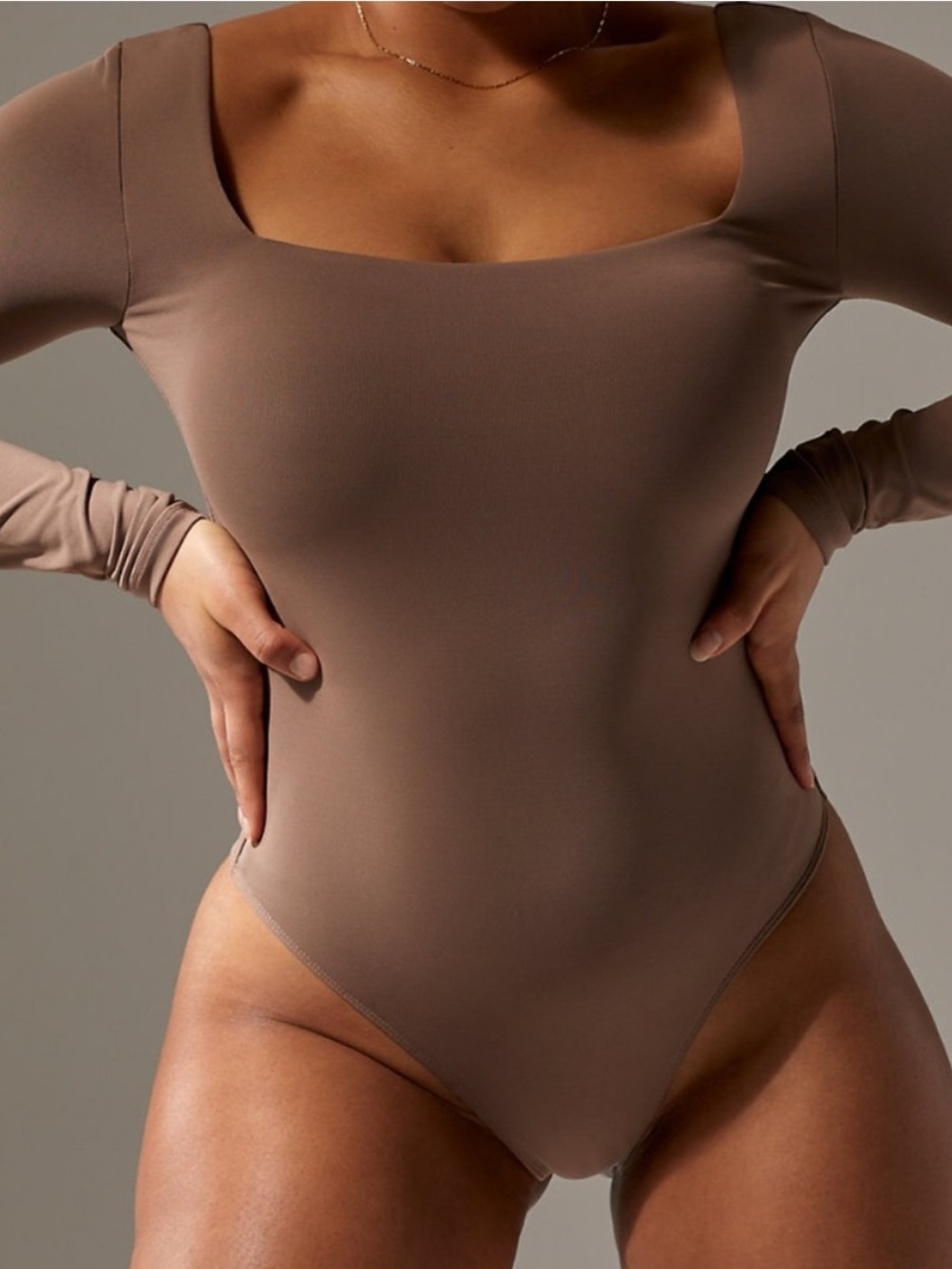 Aritzia Babaton Contour bodysuit
